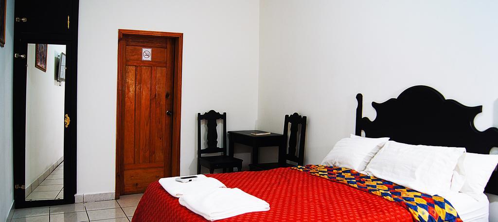Uw Oasis Hotel Ла-Сейба Номер фото