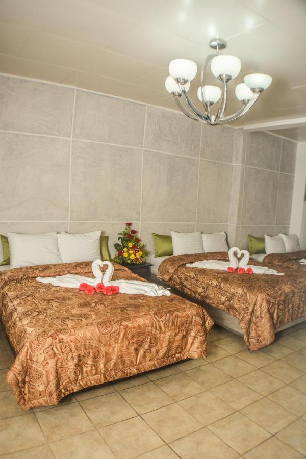 Uw Oasis Hotel Ла-Сейба Экстерьер фото